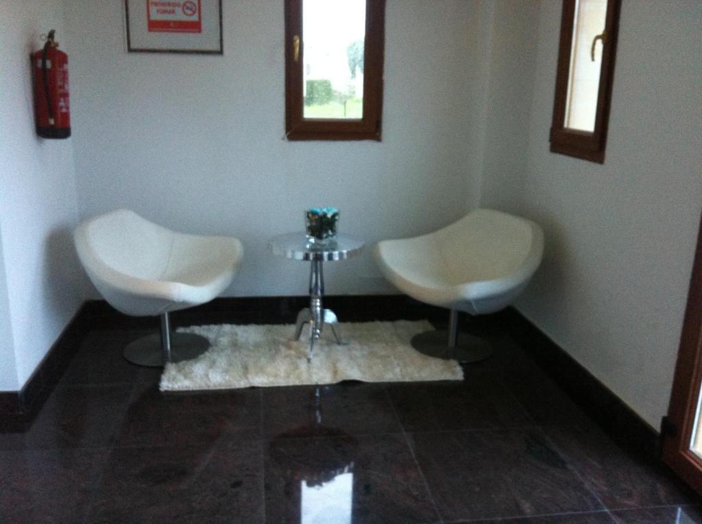 לנגראו Apartamentos Turisticos Estrella Del Alemar מראה חיצוני תמונה